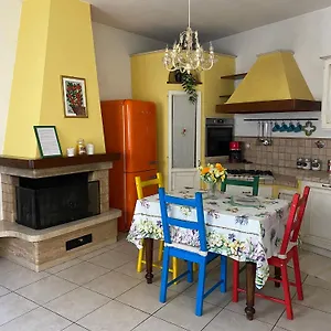 Appartamento Indipendente Con Giardino Fralù